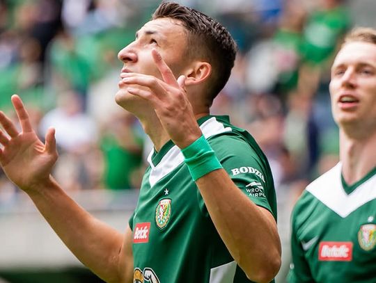 1. liga piłkarska - pierwsze zwycięstwo Śląska, kolejny remis Puszczy