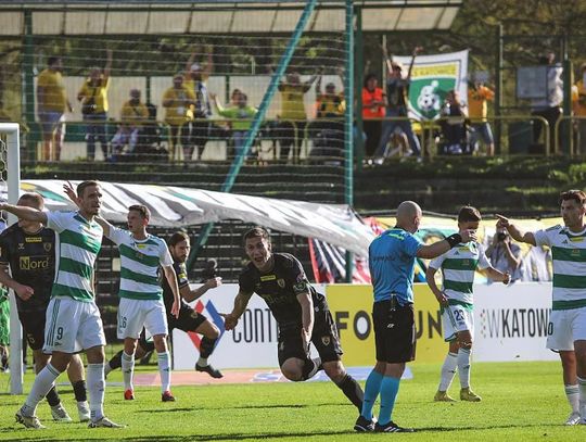 1. liga piłkarska - rozpędzony GKS Katowice pokonał wicelidera