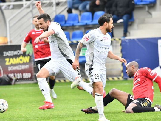 1. liga piłkarska - spadek Kotwicy, wyłoniono pary barażowe