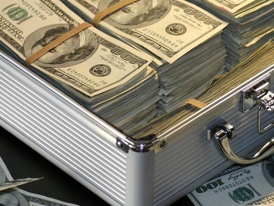 10 najbogatszych wzbogaciło się w ubiegłym roku o blisko 700 mld dol.