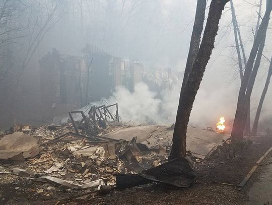 13 ofiar śmiertelnych pożarów lasów w stanie Tennessee