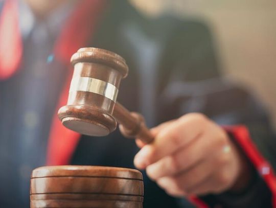 14 lat więzienia za serię napadów na banki na przedmieściach
