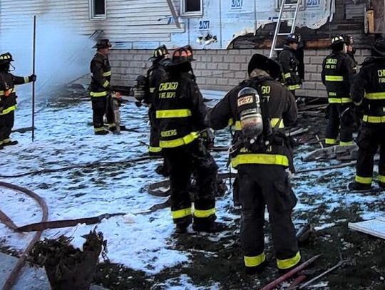 75-latek zginął w pożarze na północnym zachodzie Chicago