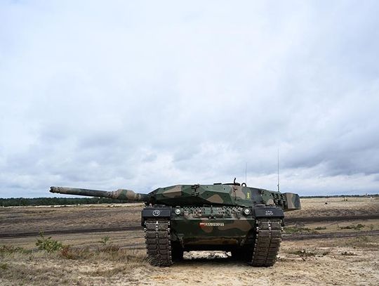 ABC News: Ukraina liczy na to, że otrzyma 100 czołgów Leopard 2 z 12 krajów