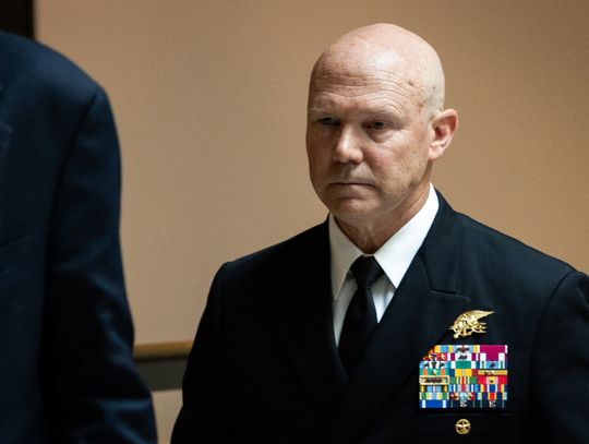 Admirał Bradley poinformował członków Kongresu o budzącym kontrowersje ataku na rozbitków