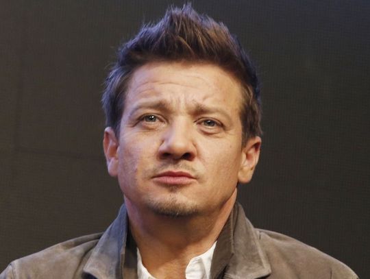 Aktor Jeremy Renner w stanie krytycznym po wypadku podczas odśnieżania