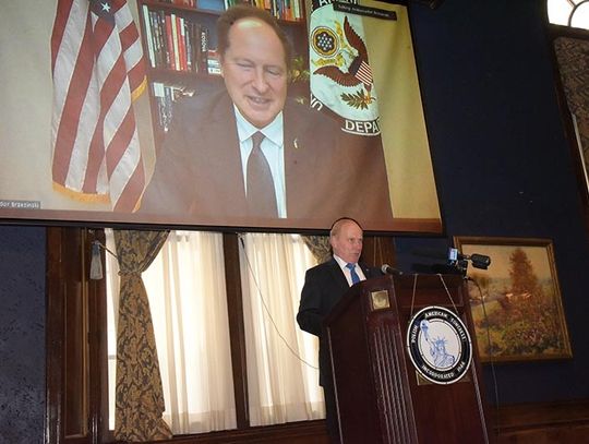 Ambasador Brzezinski o gościnności Polski, jej bezpieczeństwie i pomocy Polonii