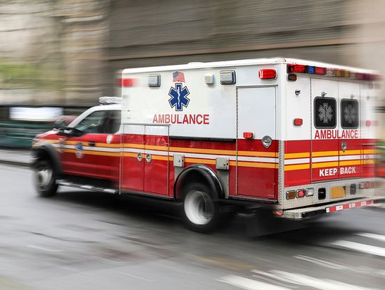 Ambulans uprowadzony z Niles zatrzymany po pościgu na Tri-State Tollway