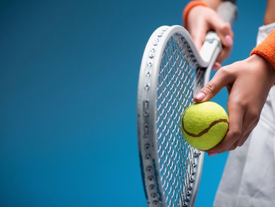 Analyzing the Tactical Genius of Iga Świątek: A Data-Driven Look at Her Dominance on Clay