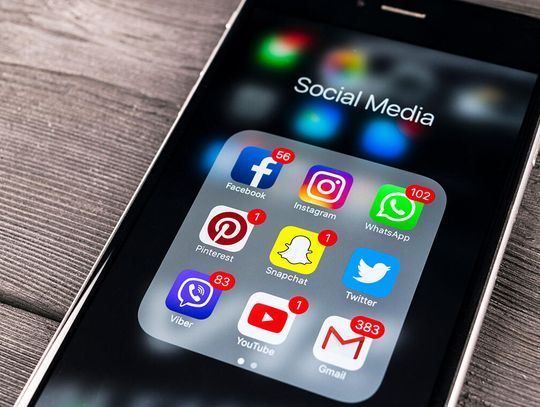 Antyamerykanizm pod lupą – posty w internecie mogą zamknąć drogę do zielonej karty
