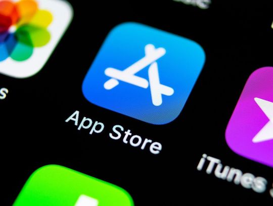 Apple usunęła rosyjski serwis Max z App Store, tłumacząc to nałożonymi sankcjami