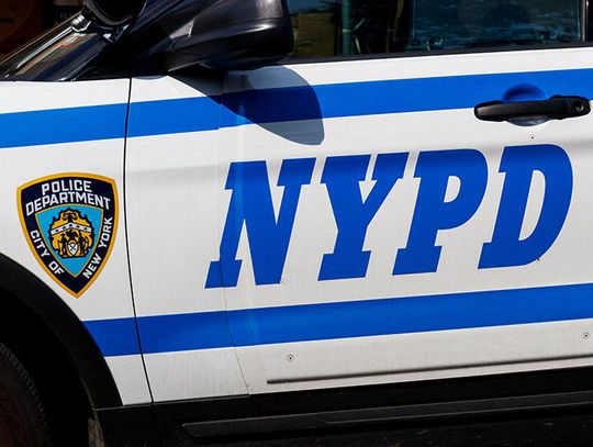 Atak nożownika w sądzie na Manhattanie: dwóch funkcjonariuszy rannych