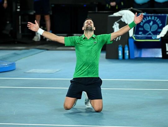 Australian Open - Djoković wyeliminował Sinnera i powalczy o 11. tytuł w Melbourne
