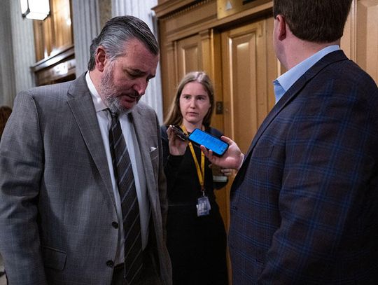 Axios: Ted Cruz przymierza się do startu w wyborach prezydenckich w 2028 roku