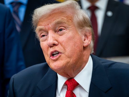 Badanie: spadło poparcie dla sposobu kierowania rządem przez Trumpa