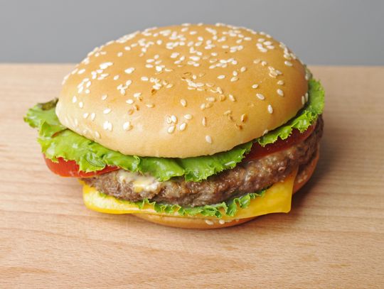 Bakterie E.coli w burgerach Quarter Pounder z McDonald’s, jedna osoba zmarła