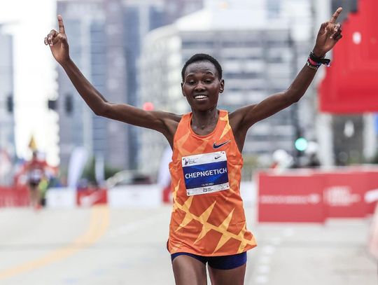 Bank of America Chicago Marathon - kosmiczny rekord Chepngetich. Polonijni biegacze ponownie nie zawiedli