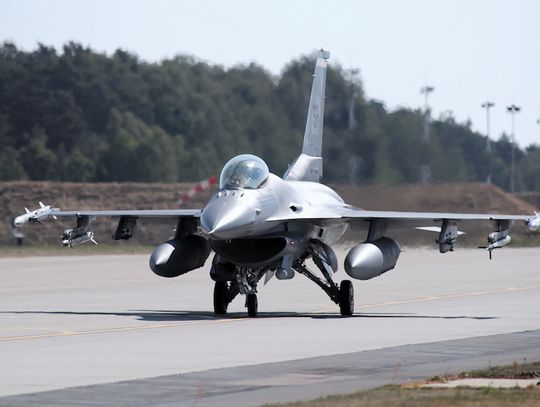 Biały Dom: Jesteśmy gotowi szkolić ukraińskich pilotów na F-16, jeśli będzie to konieczne