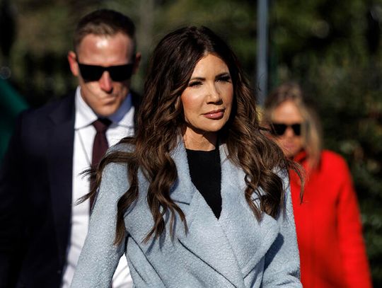 Biały Dom: Noem pozostanie na czele DHS, ma zaufanie prezydenta