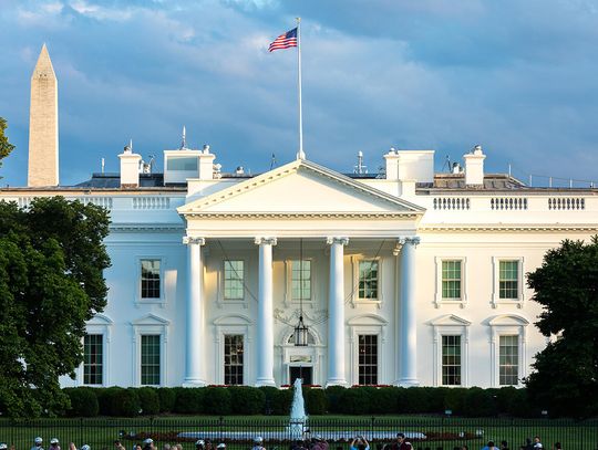 Biały Dom: Trump przeprowadzi w środę rozmowę z prezydentem Nawrockim na temat rosyjskich dronów