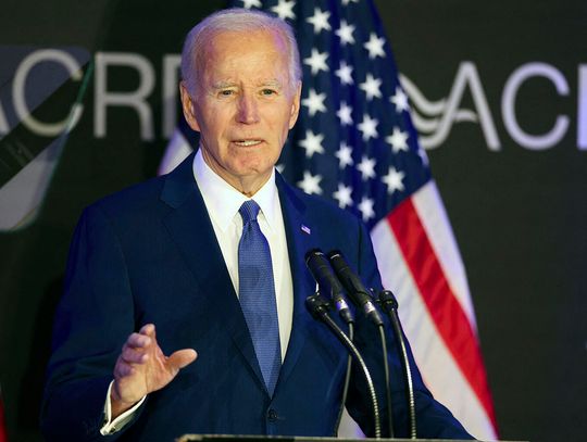Biden: oskarżenia Trumpa są niedorzeczne, sam podejmowałem wszystkie decyzje