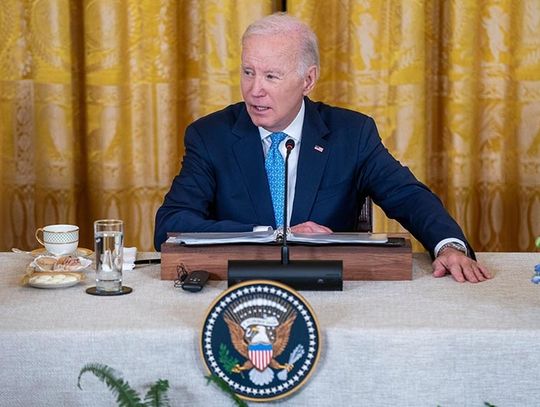 Biden: poprosiłem premiera Izraela o przerwę w walkach w Strefie Gazy