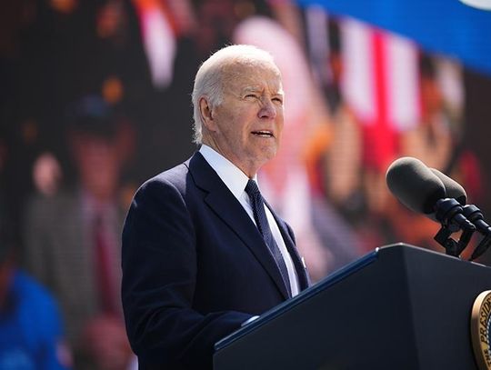 Biden w Normandii: izolacjonizm nie był wyjściem w 1944 roku i nie jest nim teraz (WIDEO)