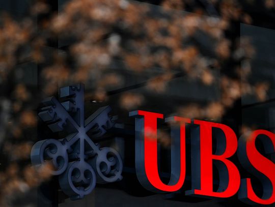 Bloomberg: Credit Suisse i UBS pod lupą prokuratury w sprawie pomocy rosyjskim oligarchom w omijaniu sankcji