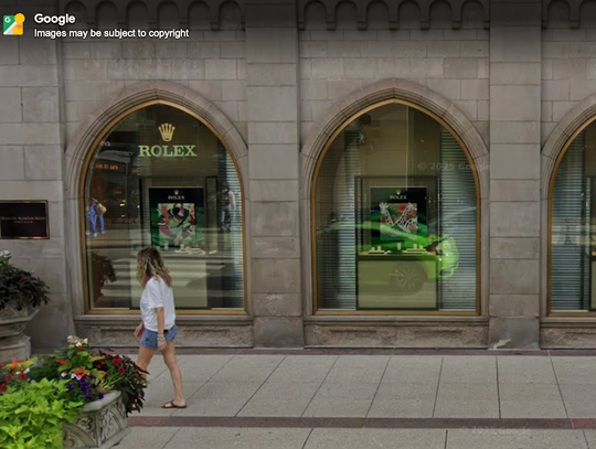 Brawurowy napad na sklep Rolexa w centrum Chicago, rabusie zatrzymani po pościgu w Englewood