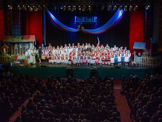 Burza oklasków i łzy wzruszenia. 27. doroczny koncert wiosenny Lajkonika