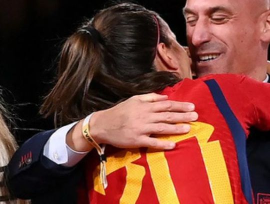 Były szef hiszpańskiej federacji piłkarskiej Rubiales stanął przed sądem