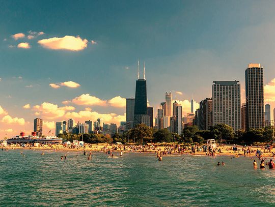 Chicago wspomina tragedię fali upałów z 1995 r. – 30 lat temu zmarło ponad 700 osób (WIDEO)