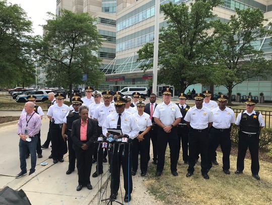 Chicagowski policjant postrzelony w Near West Side