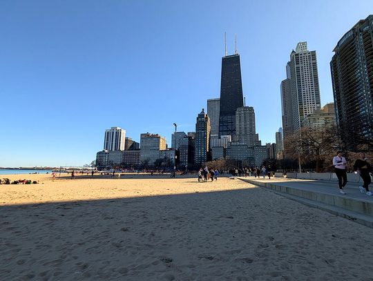 Chicagowskie plaże otwarte od chłodnego piątku, 22 maja Chicagowskie plaże otwarte od chłodnego piątku, 22 maja
