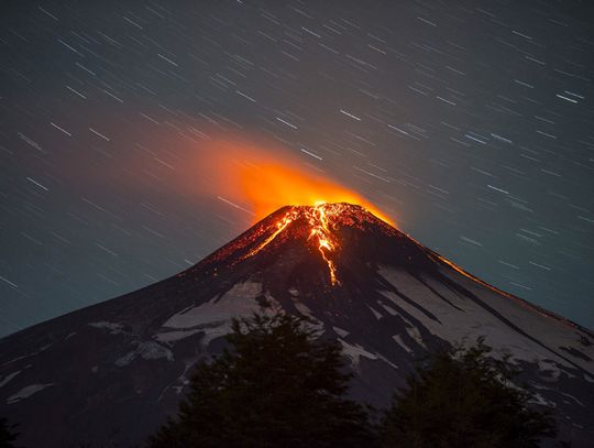 Chile. Kilka tysięcy ludzi ewakuowanych po erupcji wulkanu (ZOBACZ ZDJĘCIA)