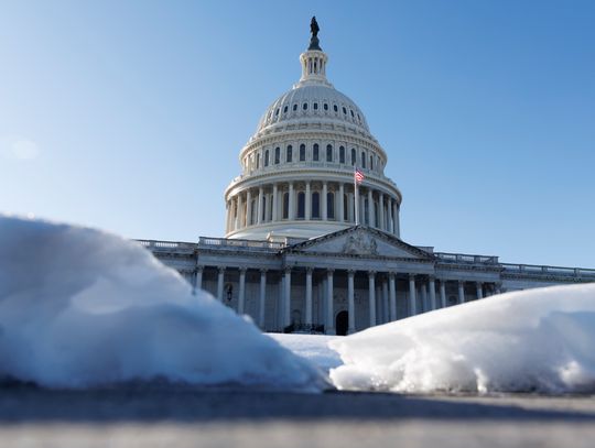Clintonowie zgodzili się na przesłuchanie przed Kongresem ws. Epsteina