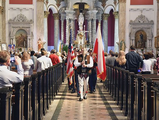 Czwarta rocznica wznowienia polskiej mszy w kościele św. Wojciecha