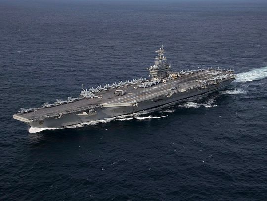 Demokraci chcą wyjaśnień ws. warunków panujących na lotniskowcu USS Abraham Lincoln