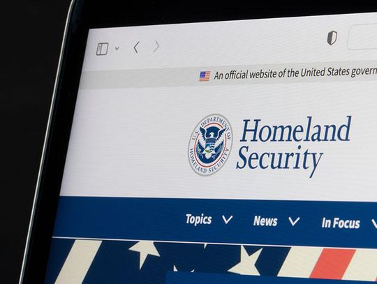 DHS: podwyższone zagrożenie w kraju w związku z konfliktem w Iranie