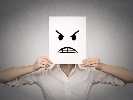 Dlaczego boimy się własnej złości? O emocji, która chroni nasze granice