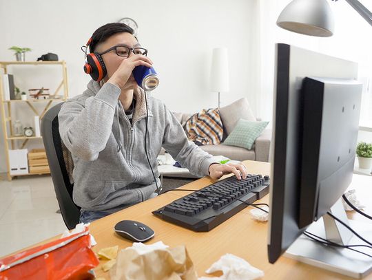 Dlaczego korzystanie z jednego kontrolera odchodzi do lamusa, a wieczory z grami kooperacyjnymi online stają się modne