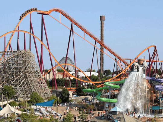 Dodatkowe środki bezpieczeństwa w parku Six Flags