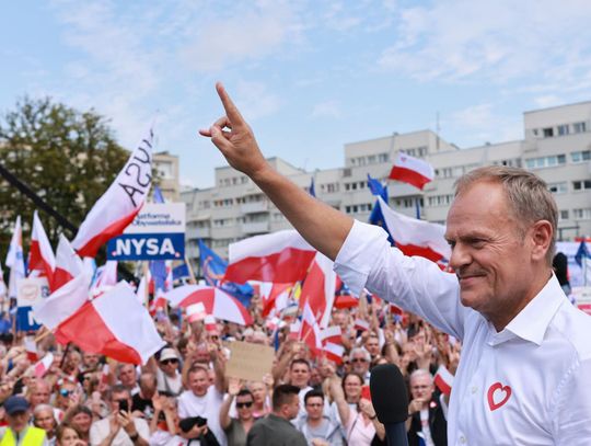 Donald Tusk: 1 października w Warszawie zorganizujemy marsz Miliona Serc (WIDEO)