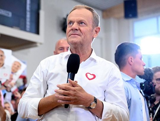 Donald Tusk: nie jest rolą prezydenta, aby recenzować czy uczestniczyć w tworzeniu umowy koalicyjnej