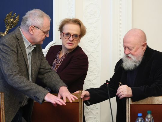 „Dron” Słowem Roku 2025