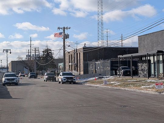 Duchowni dopuszczeni do ośrodka ICE w Broadview w Środę Popielcową po nakazie sędziego