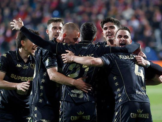 Ekstraklasa - Górnik i Raków bez szans na tytuł, „Jaga” goni Lecha Ekstraklasa - Górnik i Raków bez szans na tytuł, „Jaga” goni Lecha
