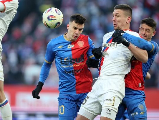 Ekstraklasa - Górnik liderem, porażki Widzewa i Lecha