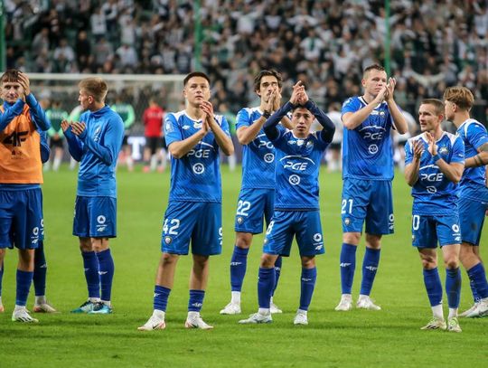 Ekstraklasa piłkarska - czwarta z rzędu porażka Legii, remis mistrza