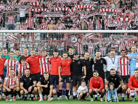 Ekstraklasa piłkarska - drugie zwycięstwo Cracovii. Remis w Gdyni